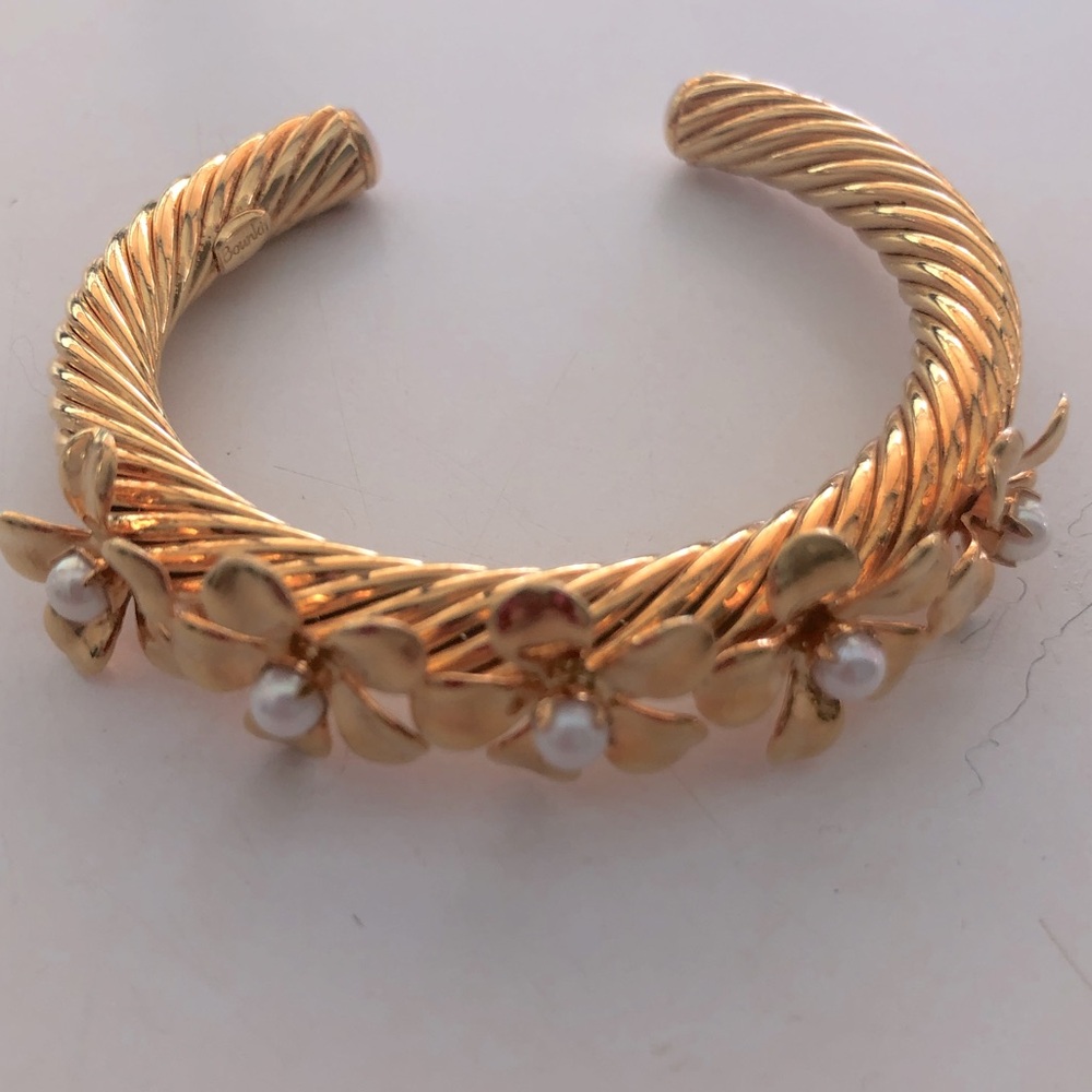 Anthropologie Gold Tone Floral Bracelet with Pearl Accents